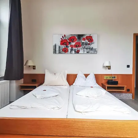 Kitzinger Hof An Der B8 Hotel