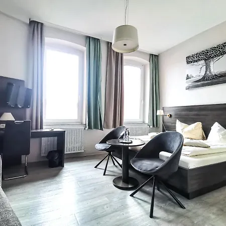 Hotel Kitzinger Hof An Der B8 3*