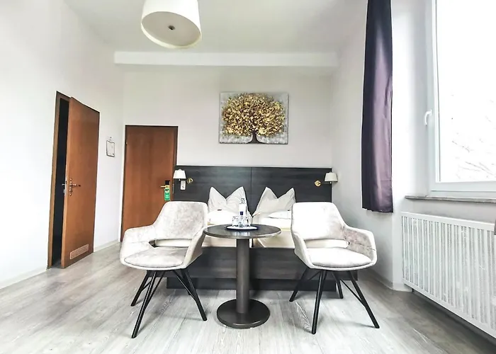 Kitzinger Hof An Der B8 فندق 3*