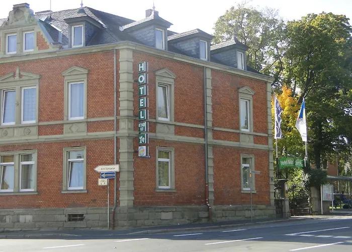 فندق Kitzinger Hof An Der B8 3*