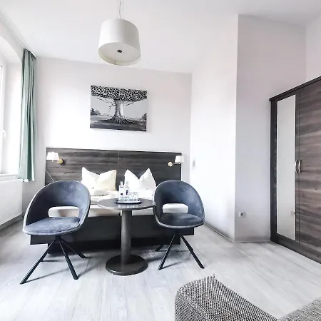 Kitzinger Hof An Der B8