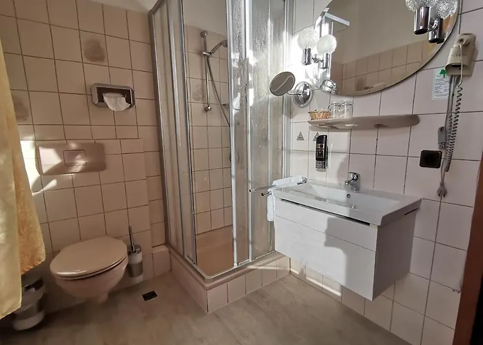 Kitzinger Hof An Der B8 Kitzingen