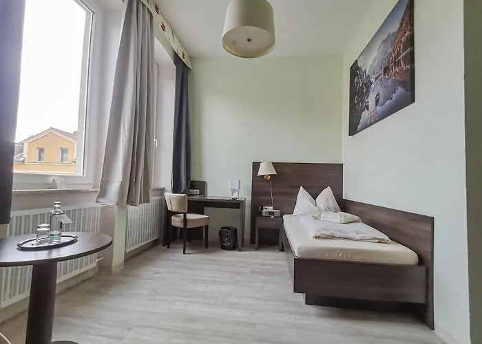 Kitzinger Hof An Der B8 Hotel